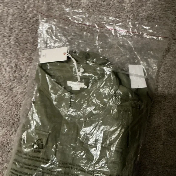 Good American Olive Jumpsuit - Picture 4 of 4